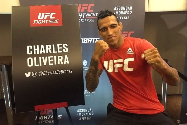 Charles ‘Do Bronx’ golpea al rival de UFC Brasilia: “Salgo con el brazo en alto”