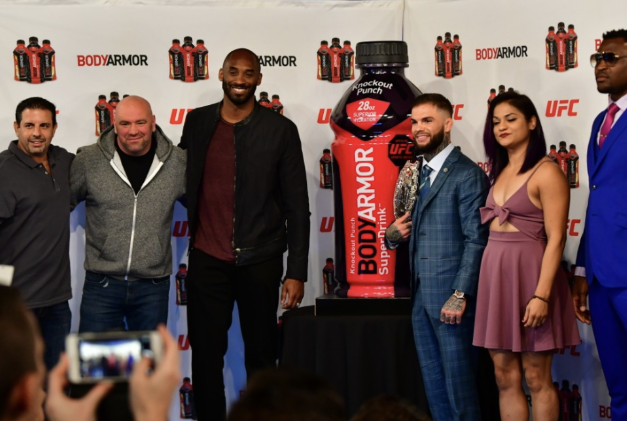 Estrellas de la UFC reaccionan a la muerte de Kobe Bryant