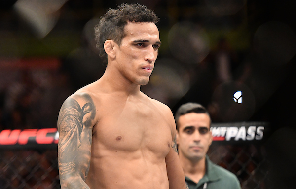 Charles ‘Do Bronx’ derrotó por sumisión a Kevin Lee en UFC Brasilia