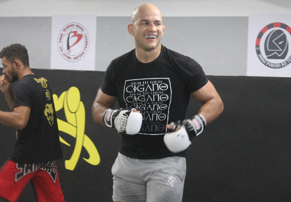 ‘Cigano’ rechaza período de descanso y quiere pelear en UFC São Paulo