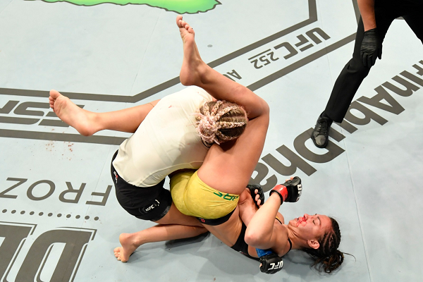 Amanda Ribas sufre dura derrota en el combate coestelar de UFC Jacksonville