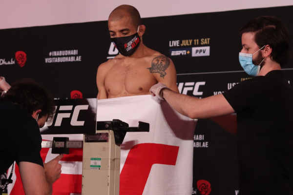 UFC 251: José Aldo y Masvidal se pesan sin ropa para vencer la balanza en Abu Dhabi