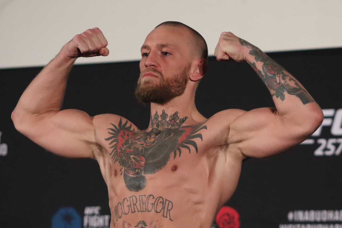 UFC 257 marca el regreso de McGregor en un duelo que podría acercarlo al cinturón