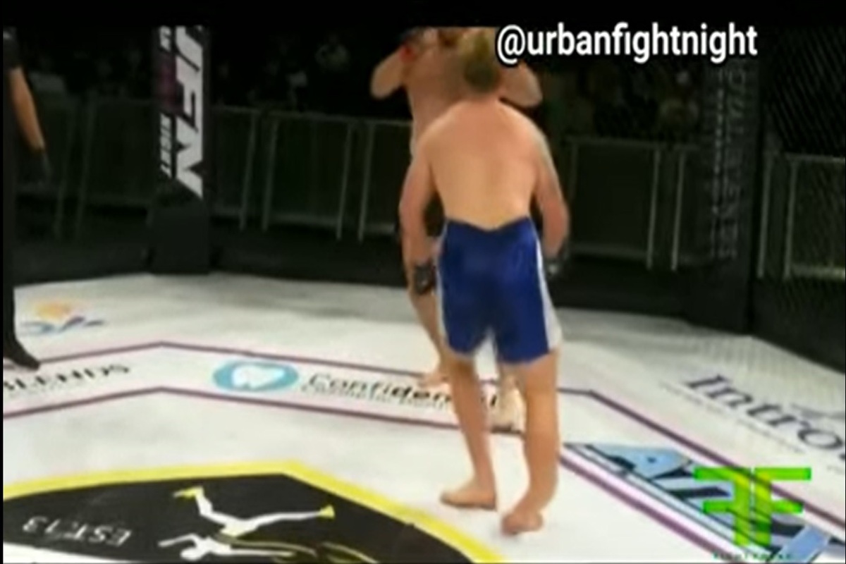 Luchador aplica patadas en la pantorrilla y fractura la pierna del rival