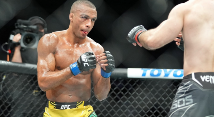 Edson Barboza promete guerra en la pelea estelar del UFC Vegas 92: “No pestañees”