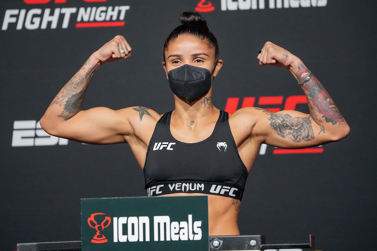 A punto de debutar en la UFC, Istela Nunes revela que pensó en dejar de pelear después del dopaje