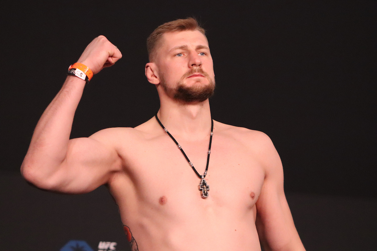 Alexander Volkov y Jairzinho Rozenstruik confirman duelo en silencioso pesaje del UFC Vegas 56
