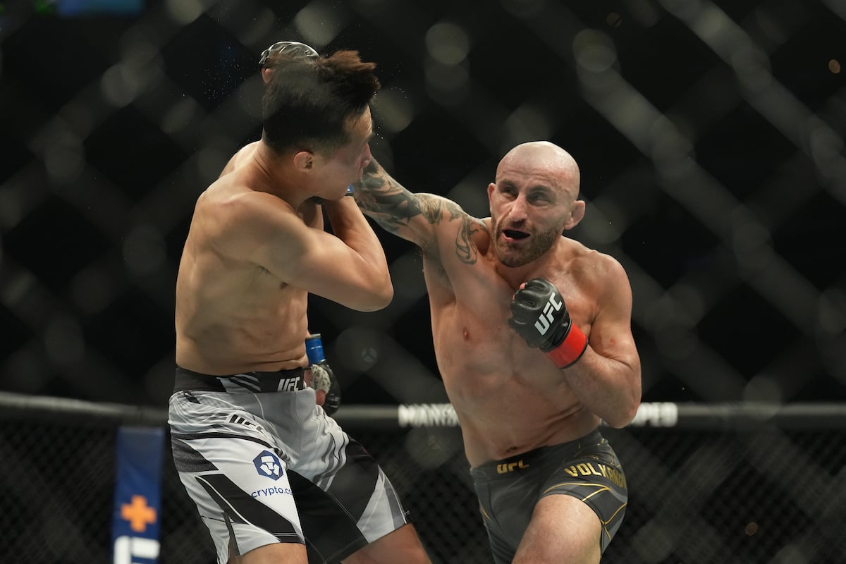 Alexander Volkanovski noquea al ‘Korean Zombie’ y retiene su cinturón en el UFC 273