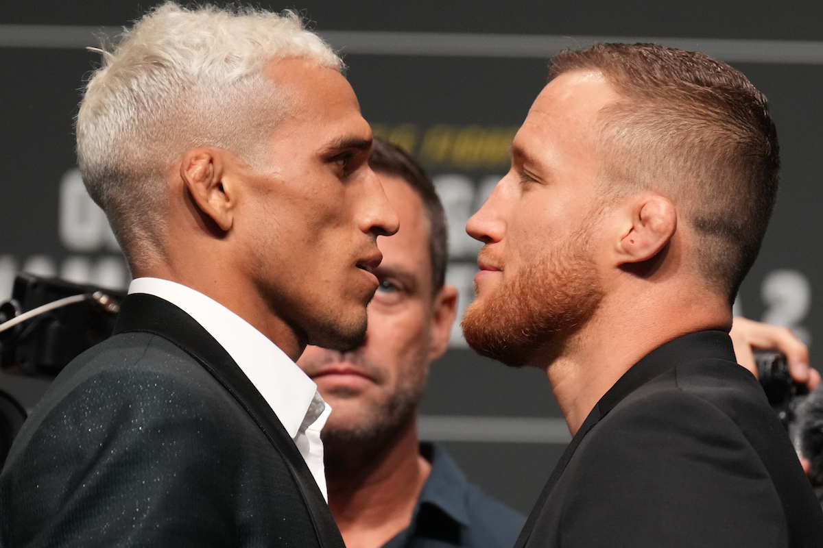 ‘Do Bronx’ y Gaethje protagonizan serio enfrentamiento tras la ‘pacífica’ rueda de prensa del UFC 274