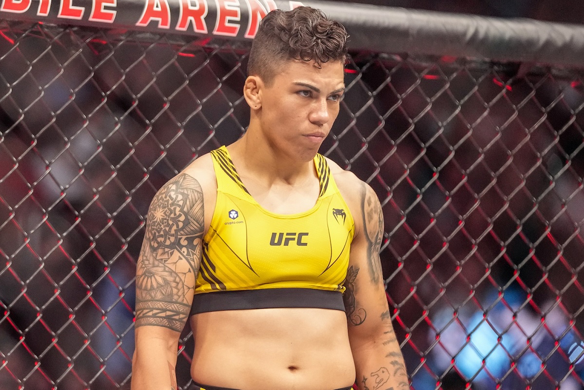 Jessica ‘Bate-Estaca’ abandona combate contra Manon Fiorot en UFC París