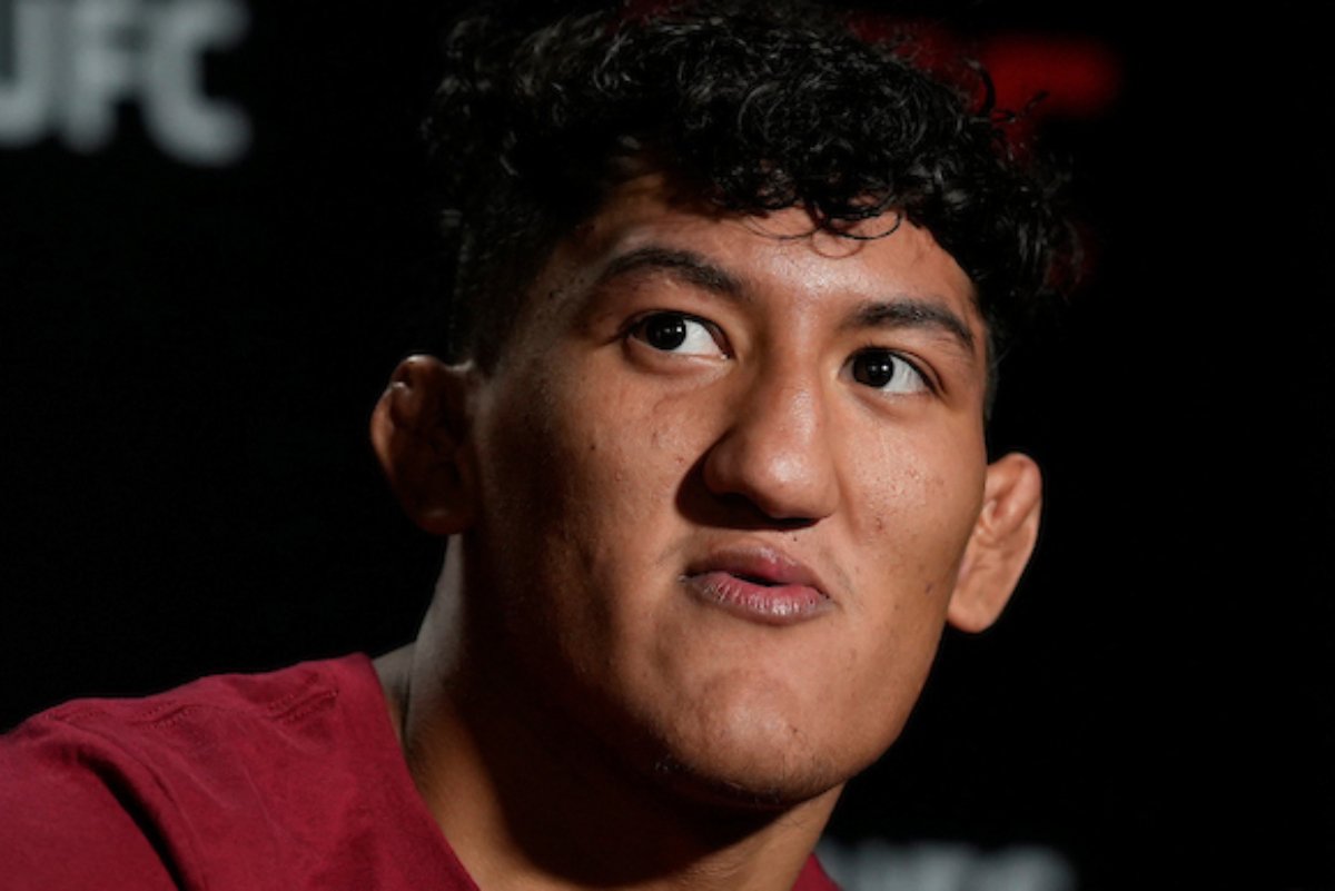 Mexicano de 17 años planea convertirse en el campeón más joven de la UFC