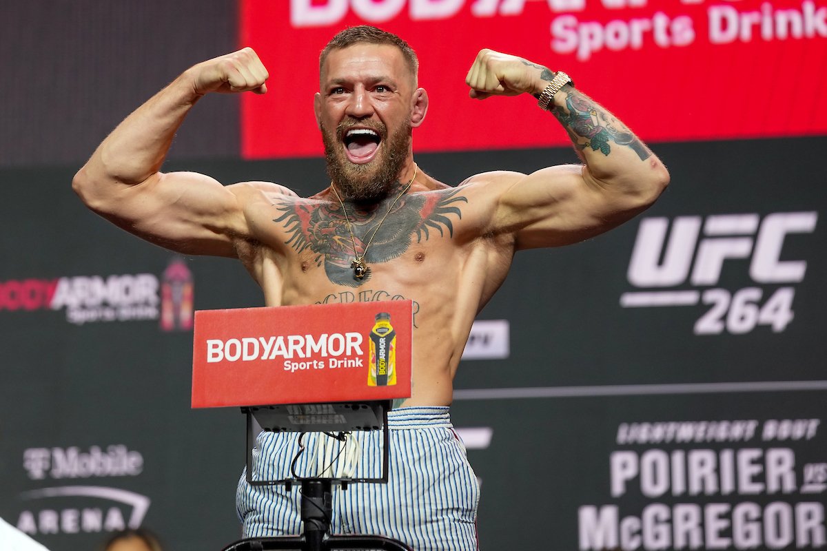 Conor McGregor impresiona con su físico fuerte en redes sociales