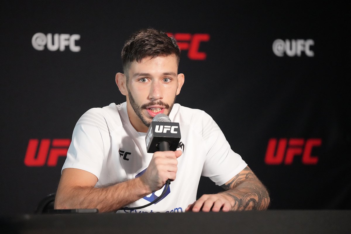 Matheus Nicolau admite que ganar en UFC Orlando no le garantiza oportunidad al título