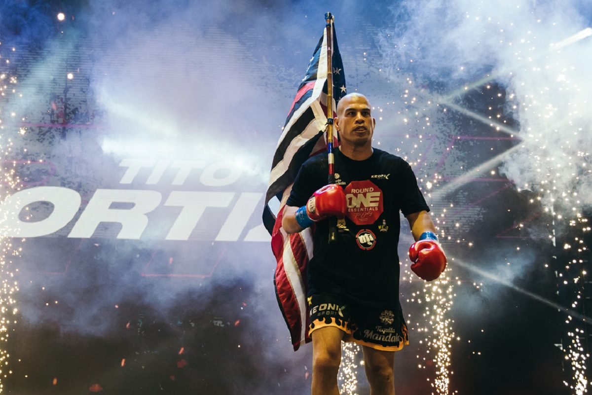 Tito Ortiz, miembro del Salón de la Fama de UFC, anuncia pelea de despedida con Sonnen en febrero