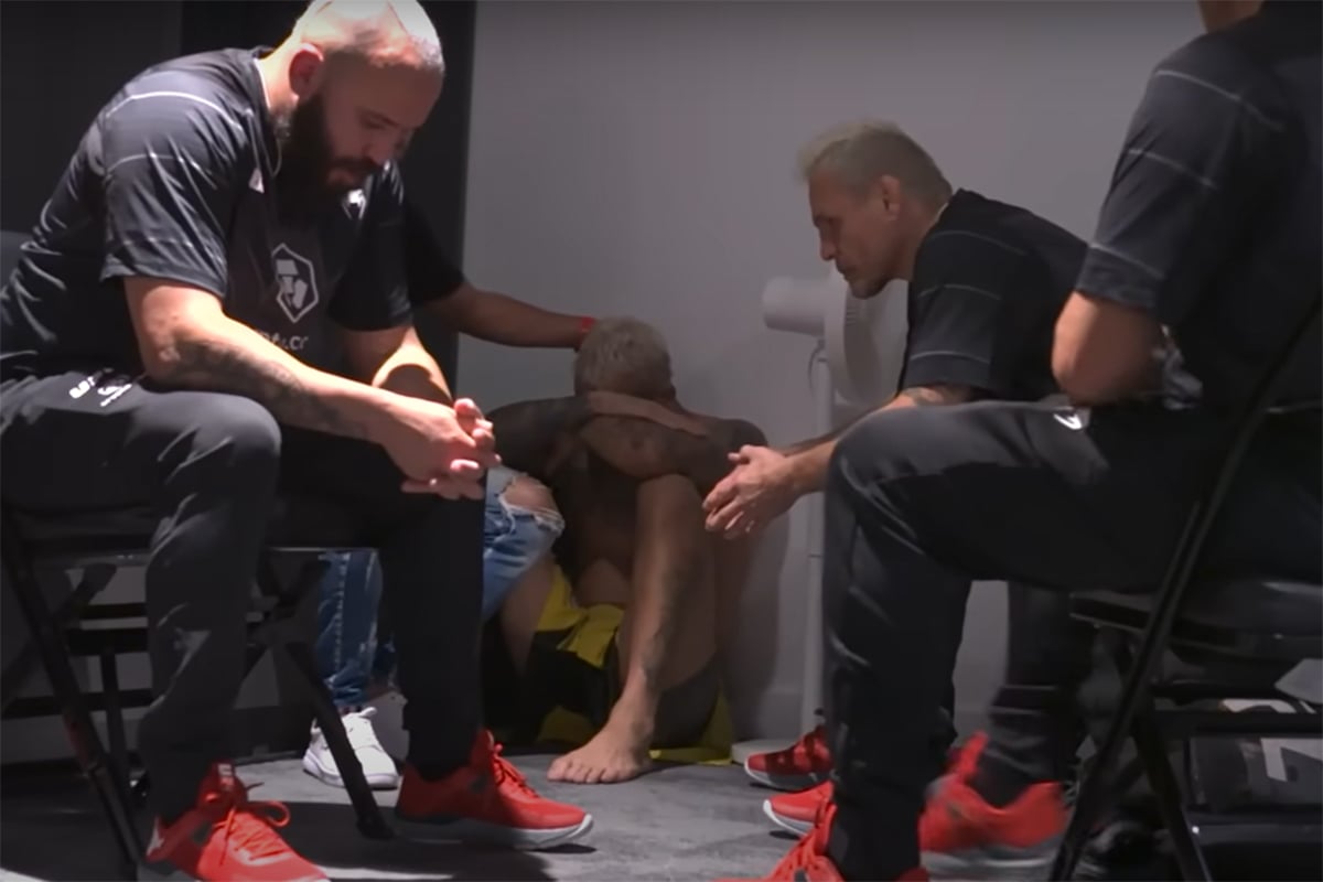¡Llanto y tristeza! Video muestra el detrás de cámaras de la derrota de Charles ‘Do Bronx’ en UFC