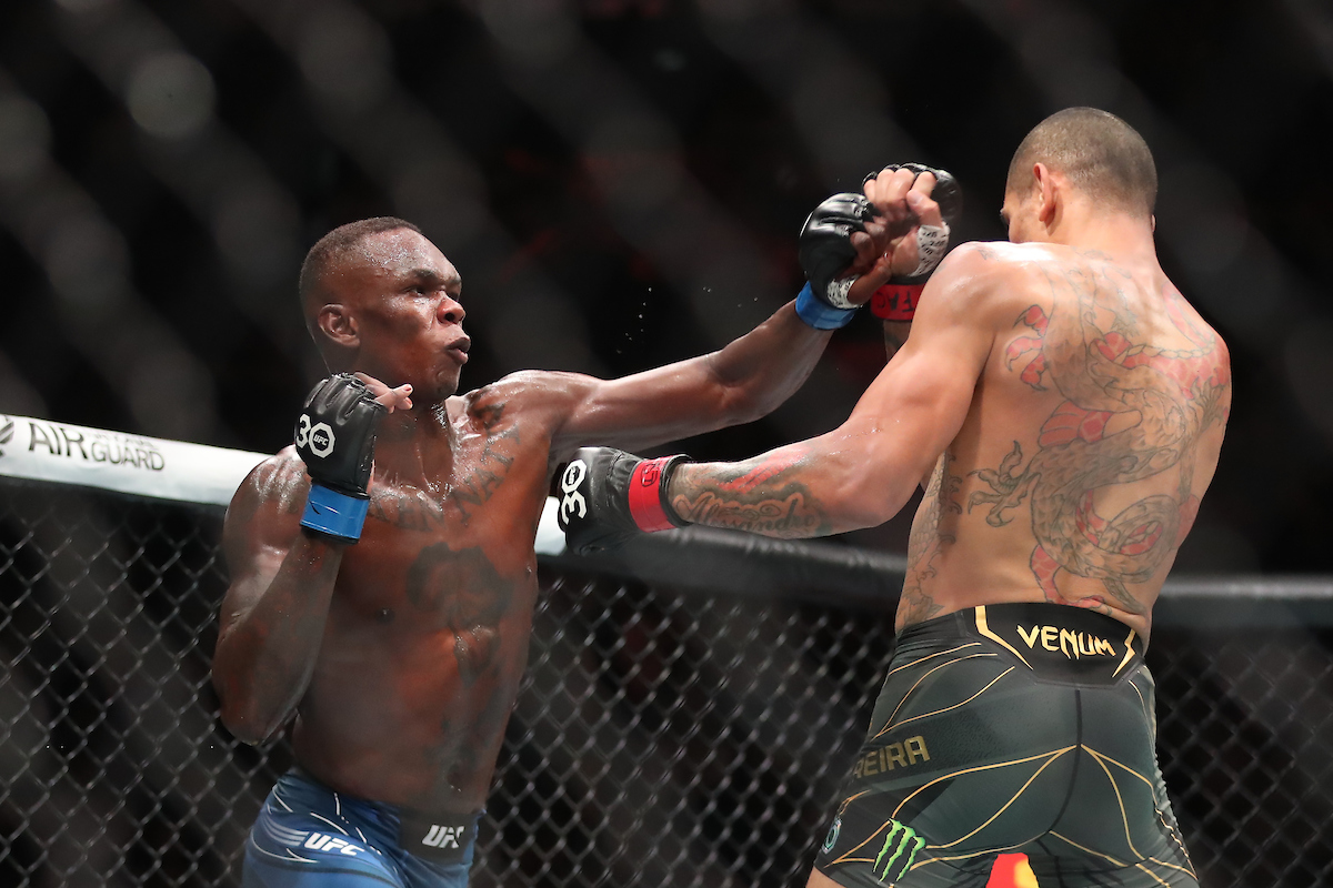 Israel Adesanya gana bonificación por ‘Actuación de la noche’ en el UFC 287