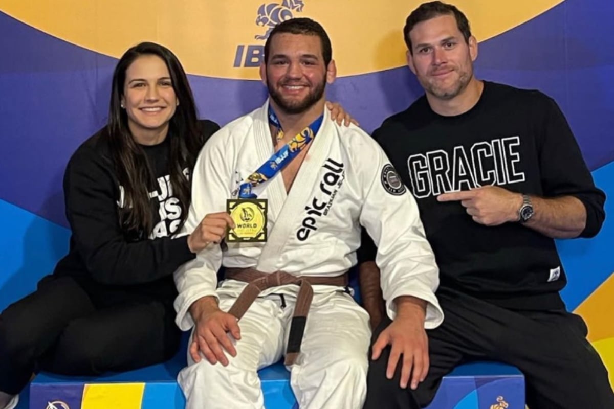 Kyra Gracie felicita a su sobrino, Rayron, por ganar el Campeonato Mundial de jiu-jitsu