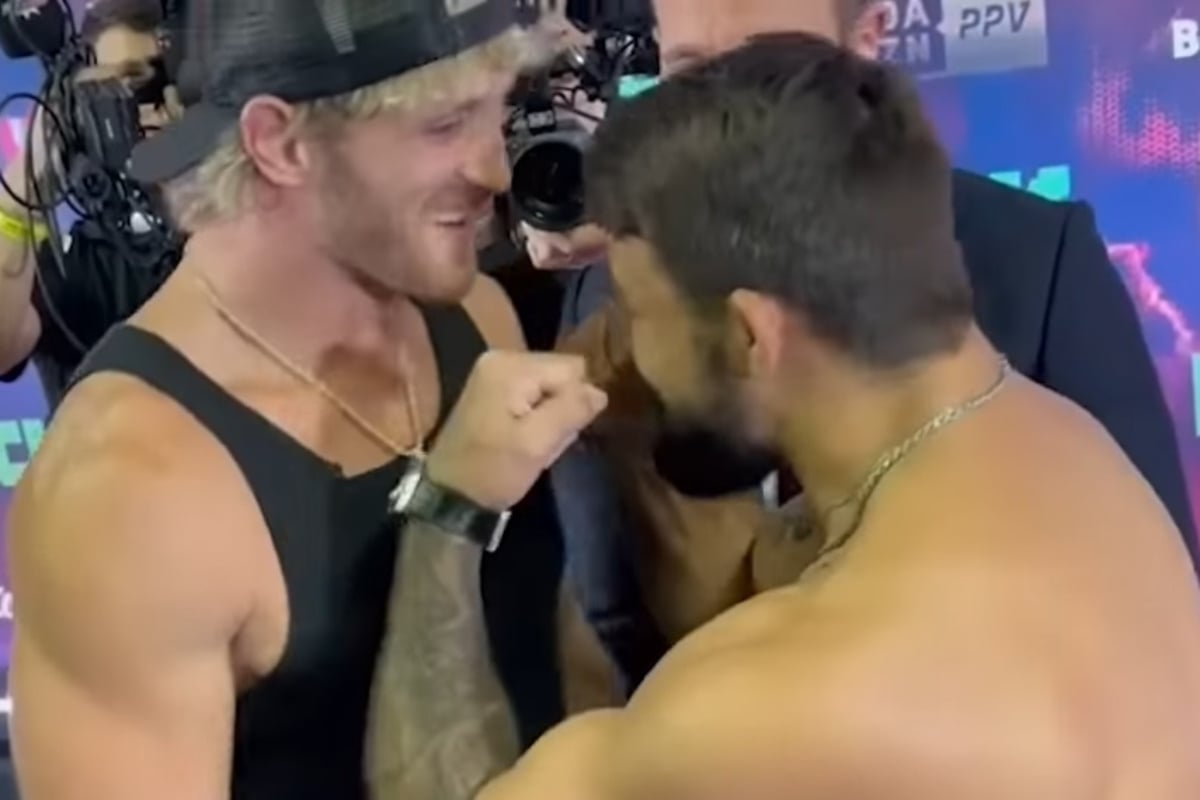 Logan Paul choca con Mike Perry para promover potencial combate de boxeo