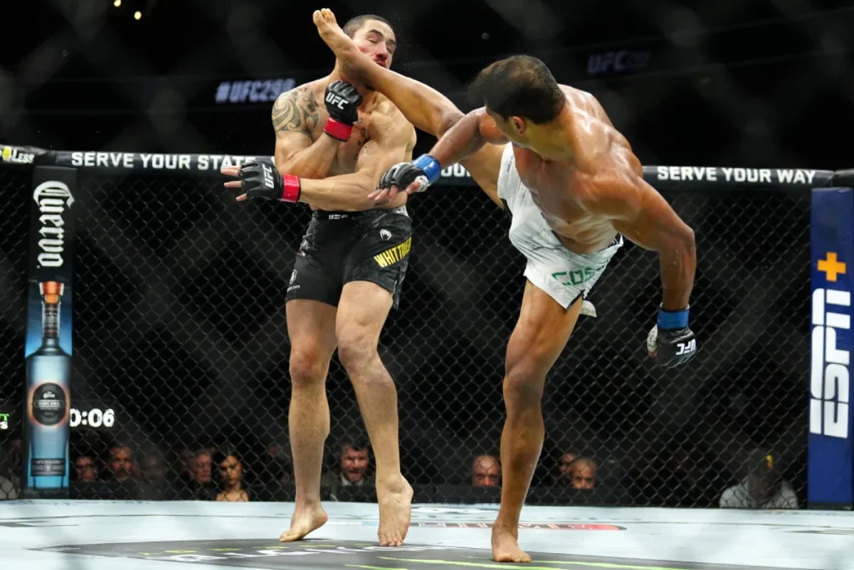 Paulo Costa-Whittaker-UFC-298
