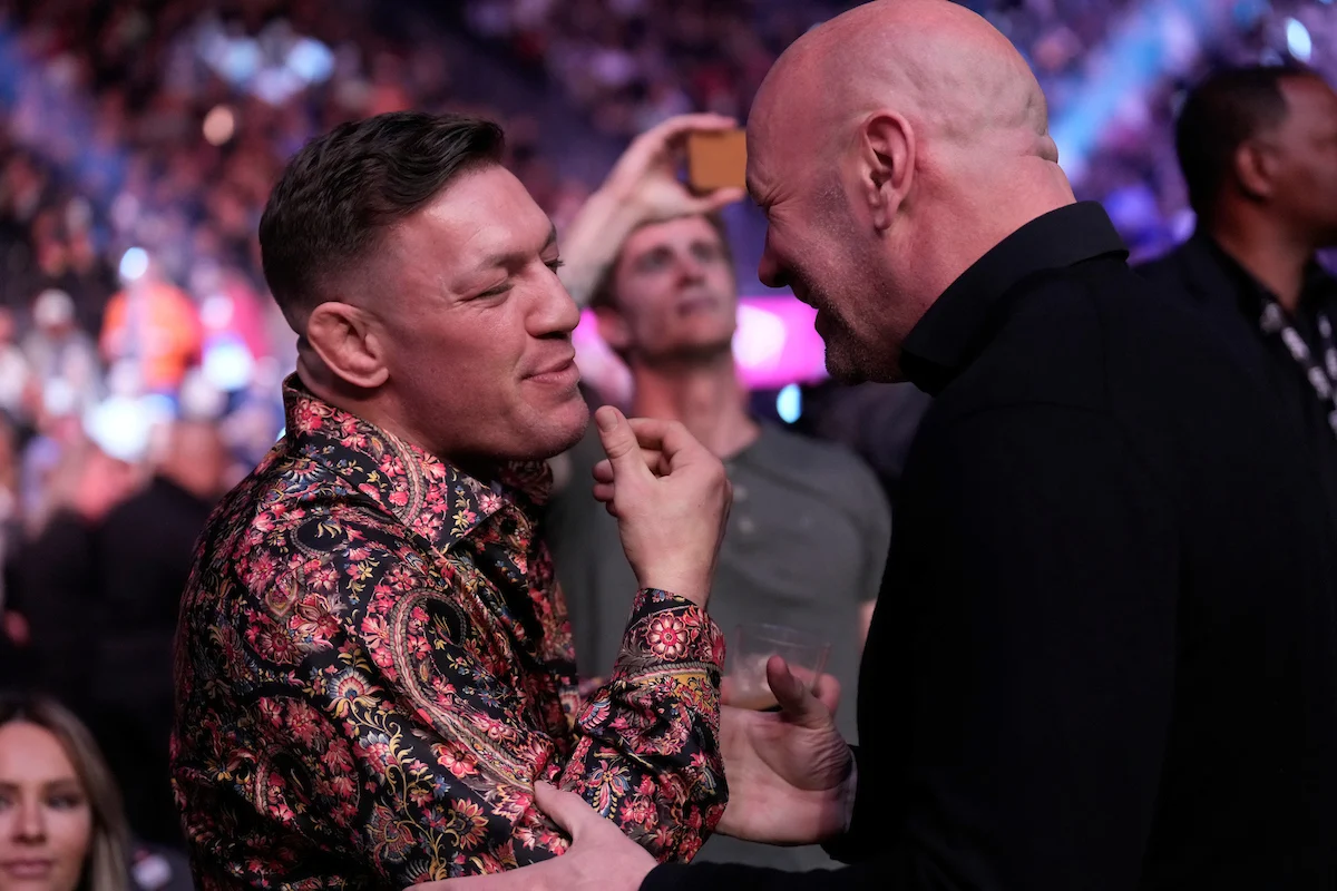 McGregor anuncia acuerdo de regreso con UFC y Chandler como oponente
