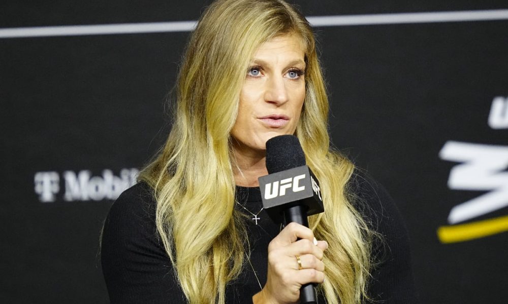 Kayla Harrison se burla de la ayuda de Cyborg en el campamento de Holm