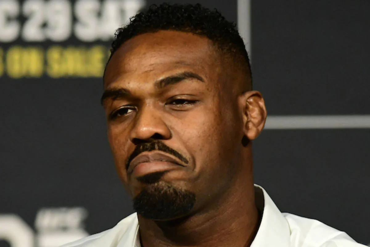 Jon Jones elogia triunfo de Francis Ngannou en PFL: 