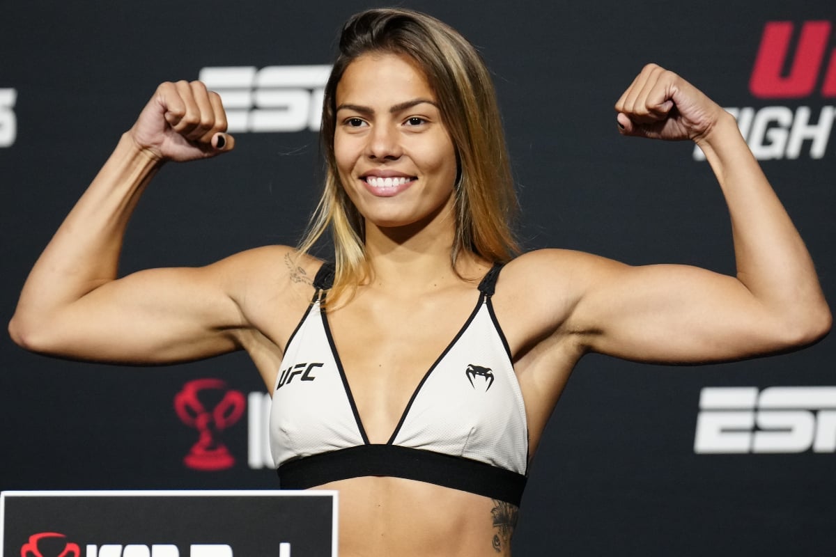 Strikers de UFC Luana Santos vs Darya Zheleznyakova pelean el 8 de noviembre