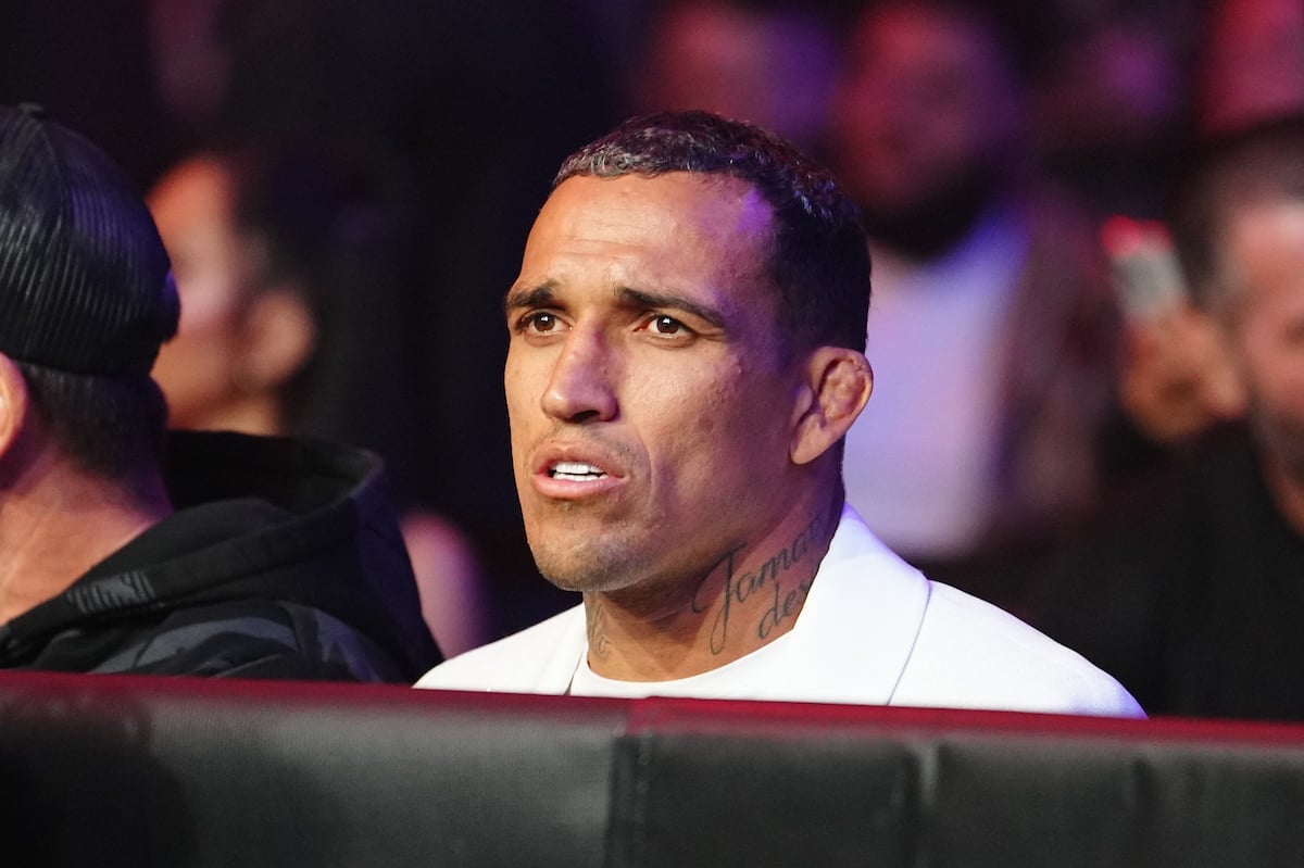 charles-oliveira-plateia-ufc-311