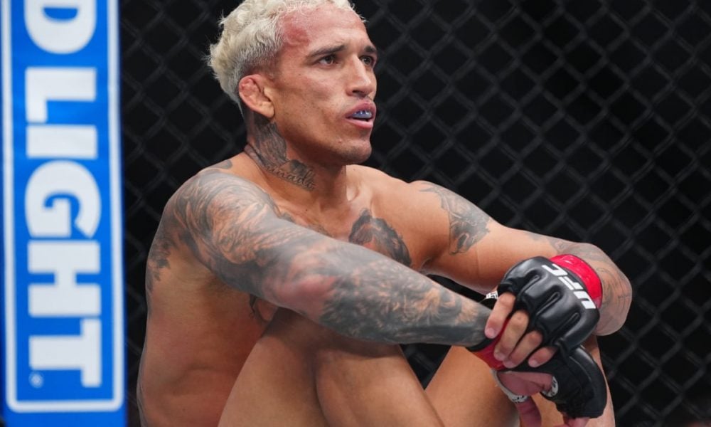 charles-oliveira-ufc-300-derrota