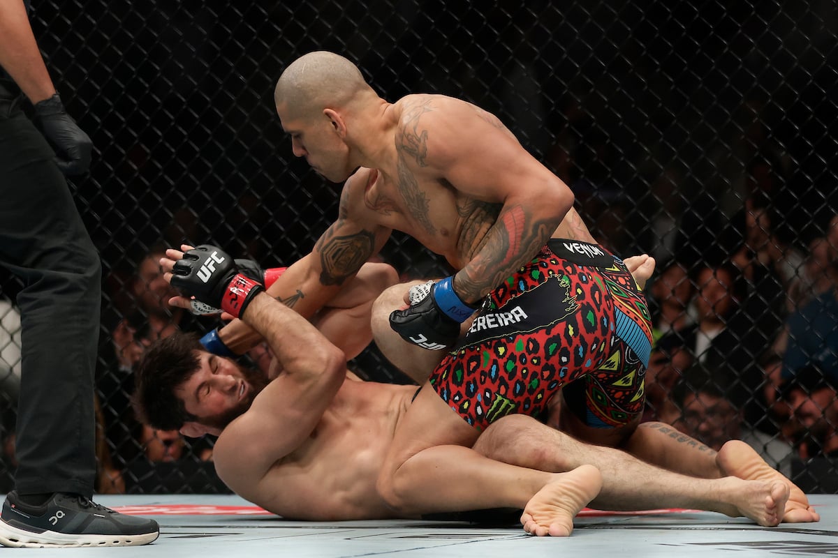 Alex-Pereira-UFC-320