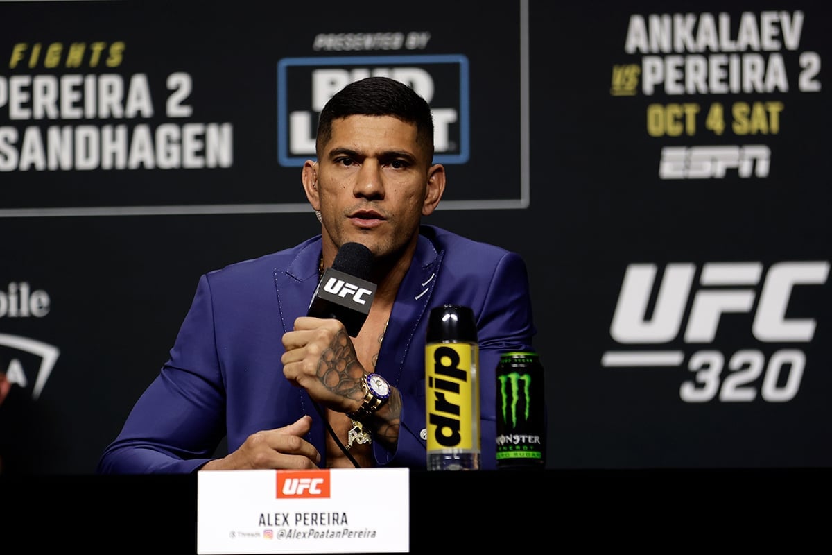 alex-pereira-ufc-320